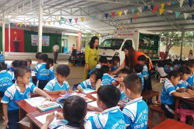 Thư viện tỉnh Kiên Giang tổ chức hoạt động đọc sách “ánh sáng tri thức” cho các trường trên địa bàn huyện Vĩnh Thuận