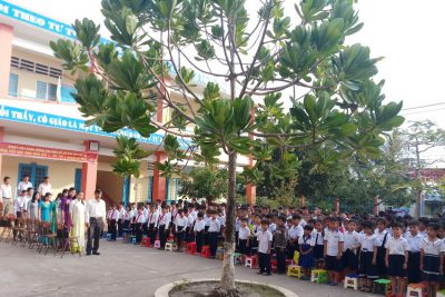 Trường Tiểu học Vĩnh Bình Bắc 4 tổ chức “Tưởng niệm các nạn nhân tử vong do tai nạn giao thông” năm 2019