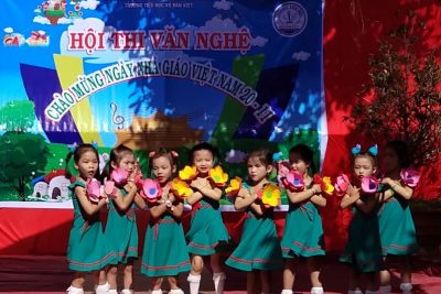 Trường tiểu học Võ Văn Kiệt tổ chức hội thi văn nghệ chào mừng 36 năm ngày nhà giáo Việt Nam